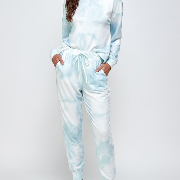 TIE DYED LOUNGE WEAR SET - Picture 2 of 8
